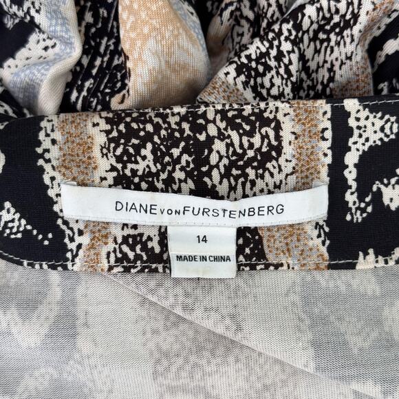 Diane Von Furstenberg Wrap Dress Womens 14 Silk Snakeskin Print New Julian Two - Picture 3 of 13